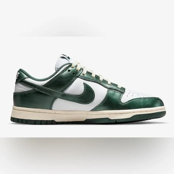 New Women’s Nike Dunk Low Vintage Green DQ8580-100 NWOB - Picture 2 of 7
